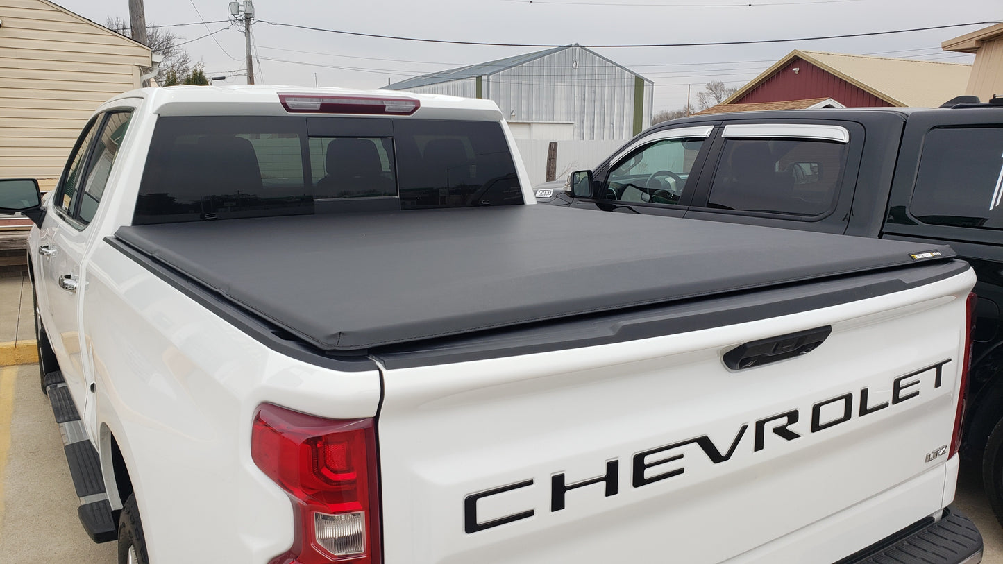 Extang Trifecta ALX - Soft Folding Tonneau Cover - image 6