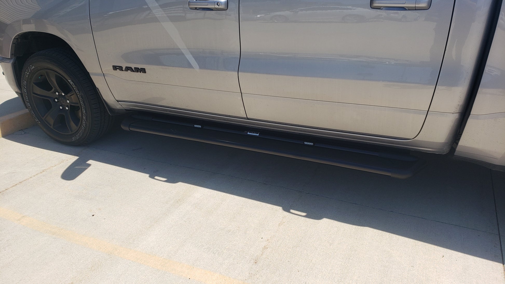 Westin Sure-Grip Running Boards - Black - image 3