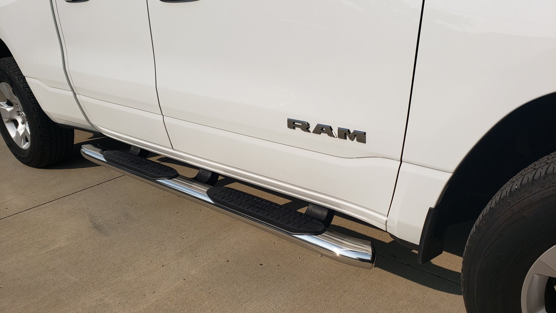 Westin Pro Traxx 5 Inch Oval Tube Steps - Stainless Steel - image 2