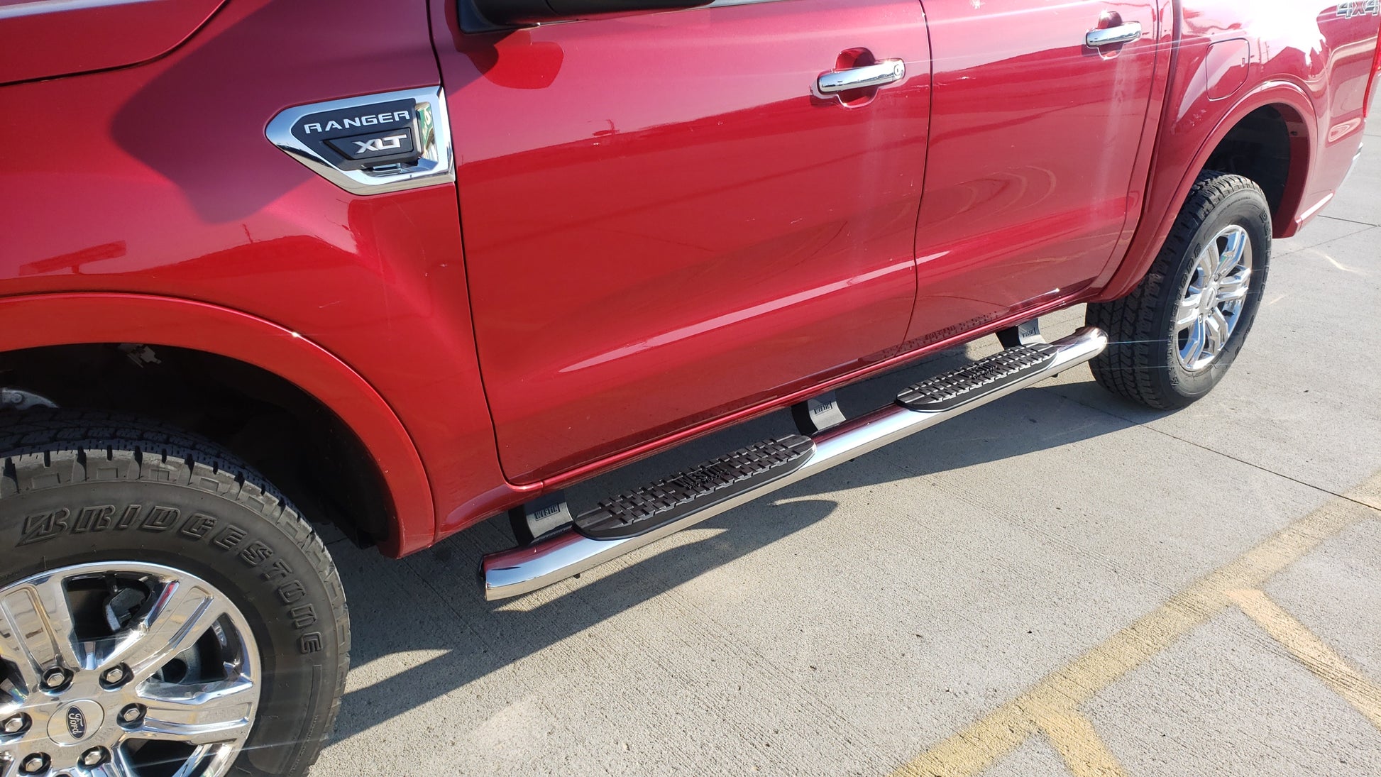 Westin Pro Traxx 4 Inch Oval Tube Steps - Stainless Steel - image 3