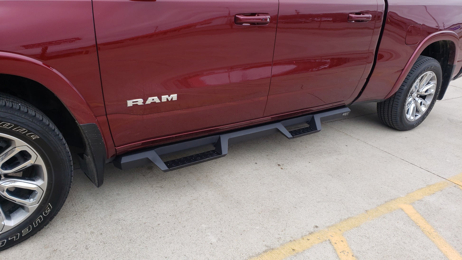 Westin HDX Drop Nerf Step Bars - Black - image 2