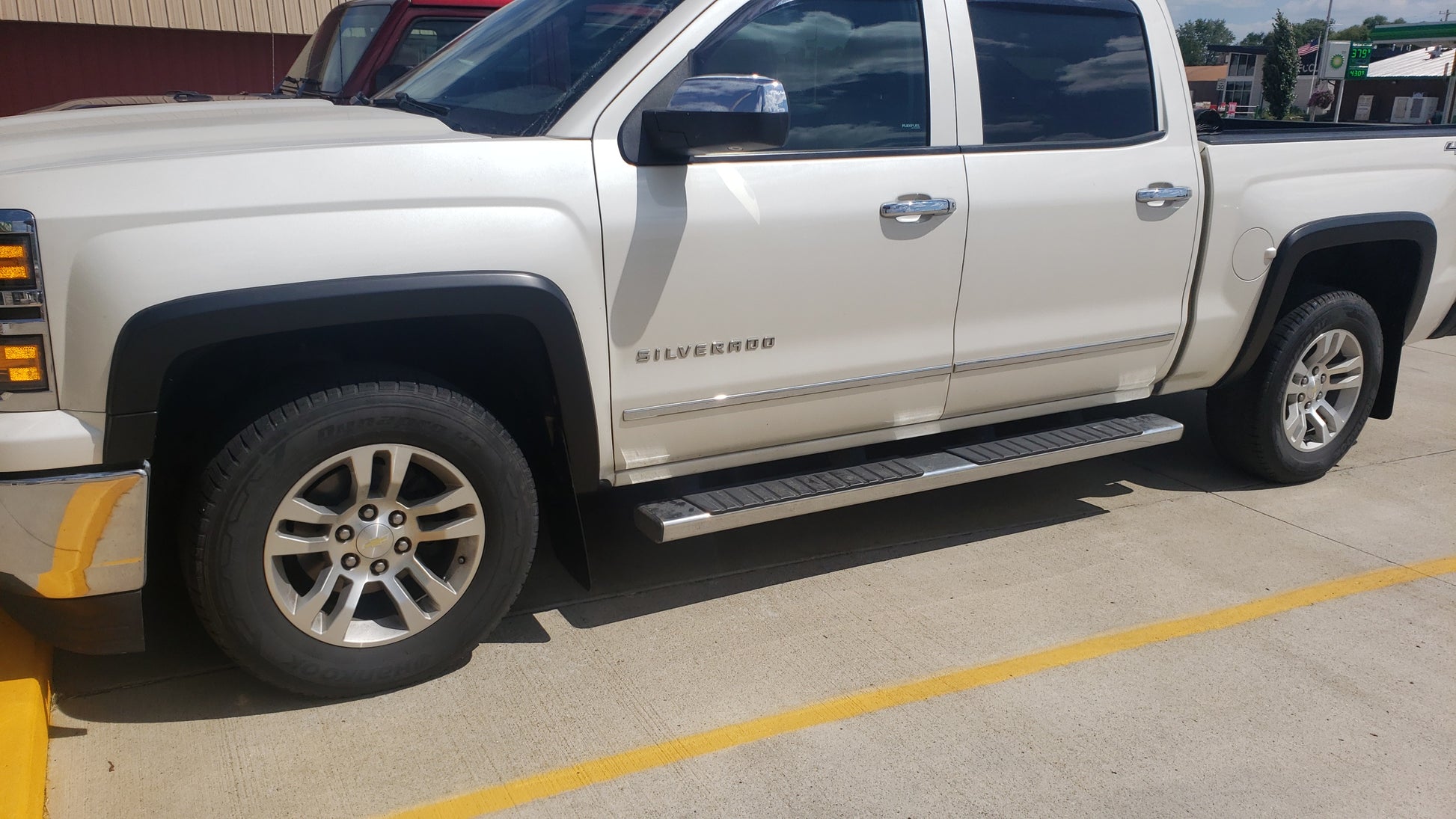 Bushwacker Fender Flares - OE Style - image 2