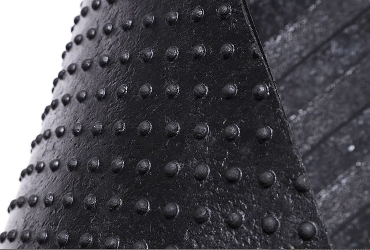 Dee Zee - Universal Rubber Mat - DZ85009 - image 3