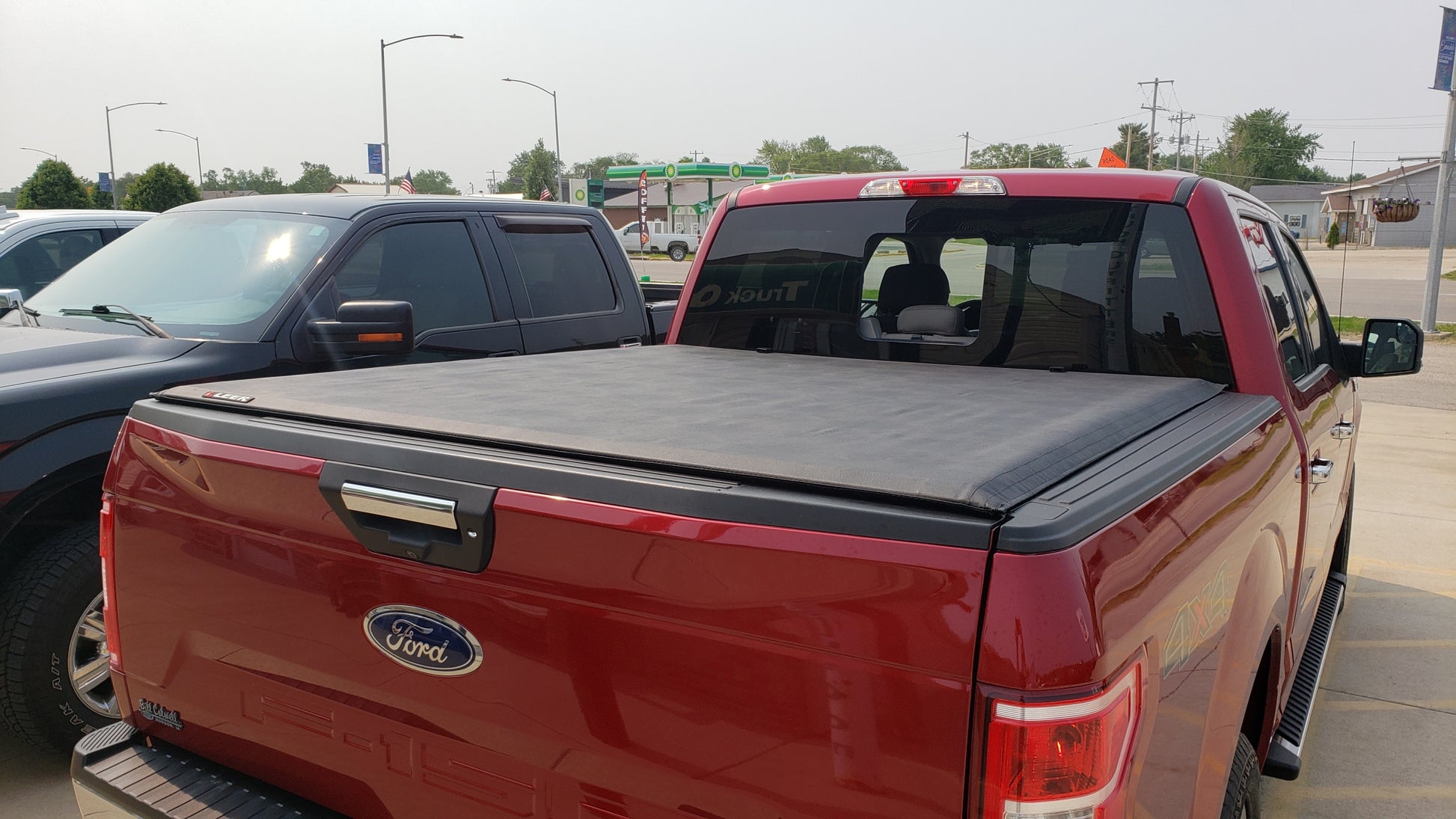 Leer SR 250 - Soft Roll Up Tonneau Cover - image 7