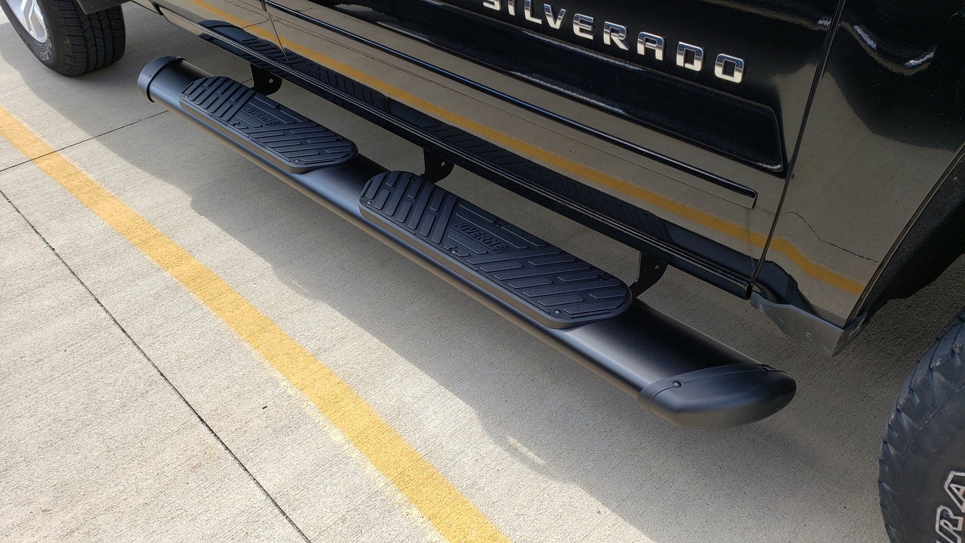 Luverne Regal 7 - Black - image 2