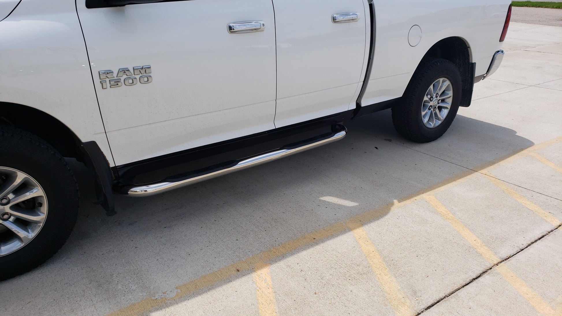 Westin E-Series Nerf Bars - Stainless Steel - image 3