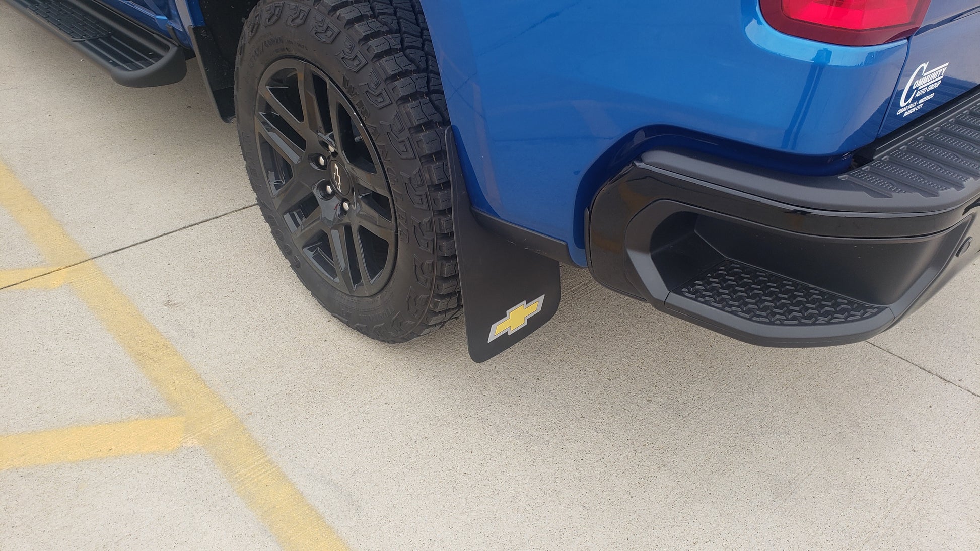 Plasticolor Mud Flaps - 000540R03 (Front or Rear) (Universal) - Chevrolet - image 2