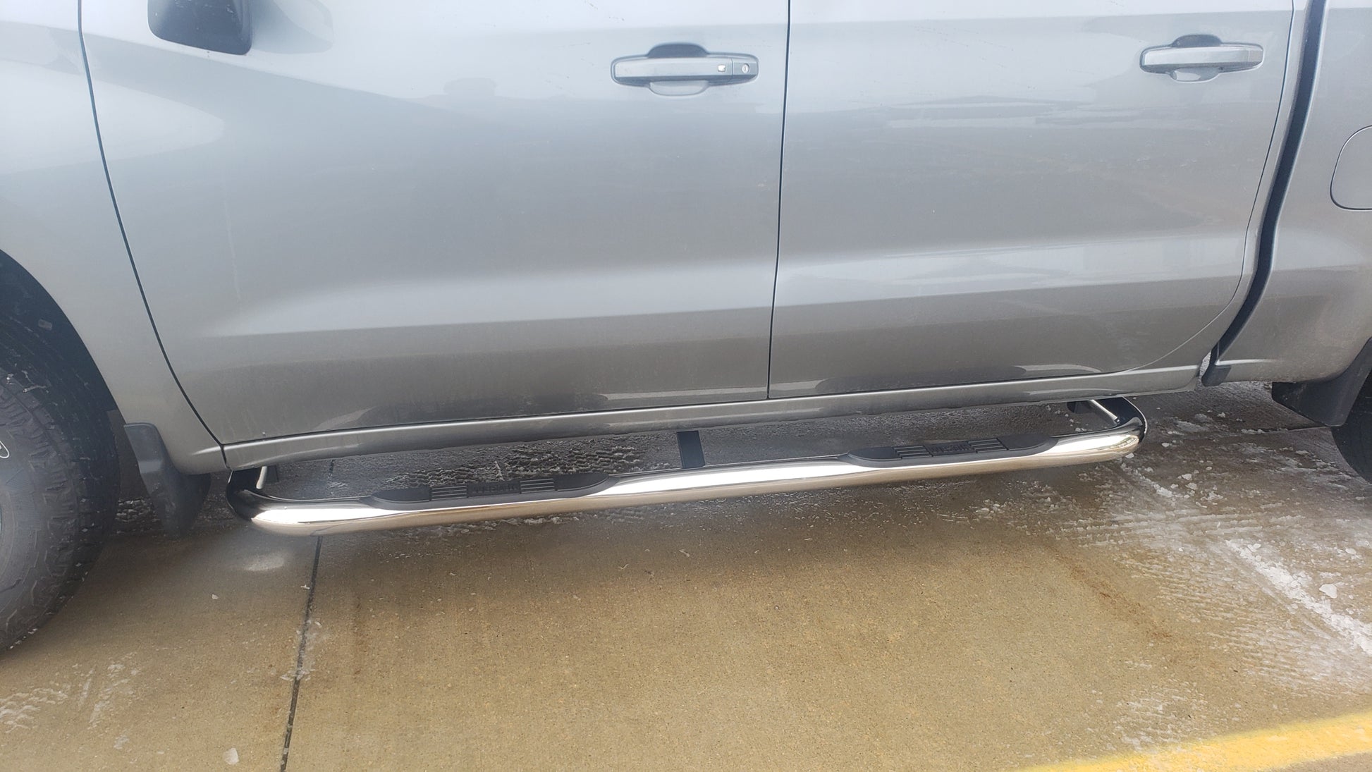 Westin E-Series Nerf Bars - Stainless Steel - image 4