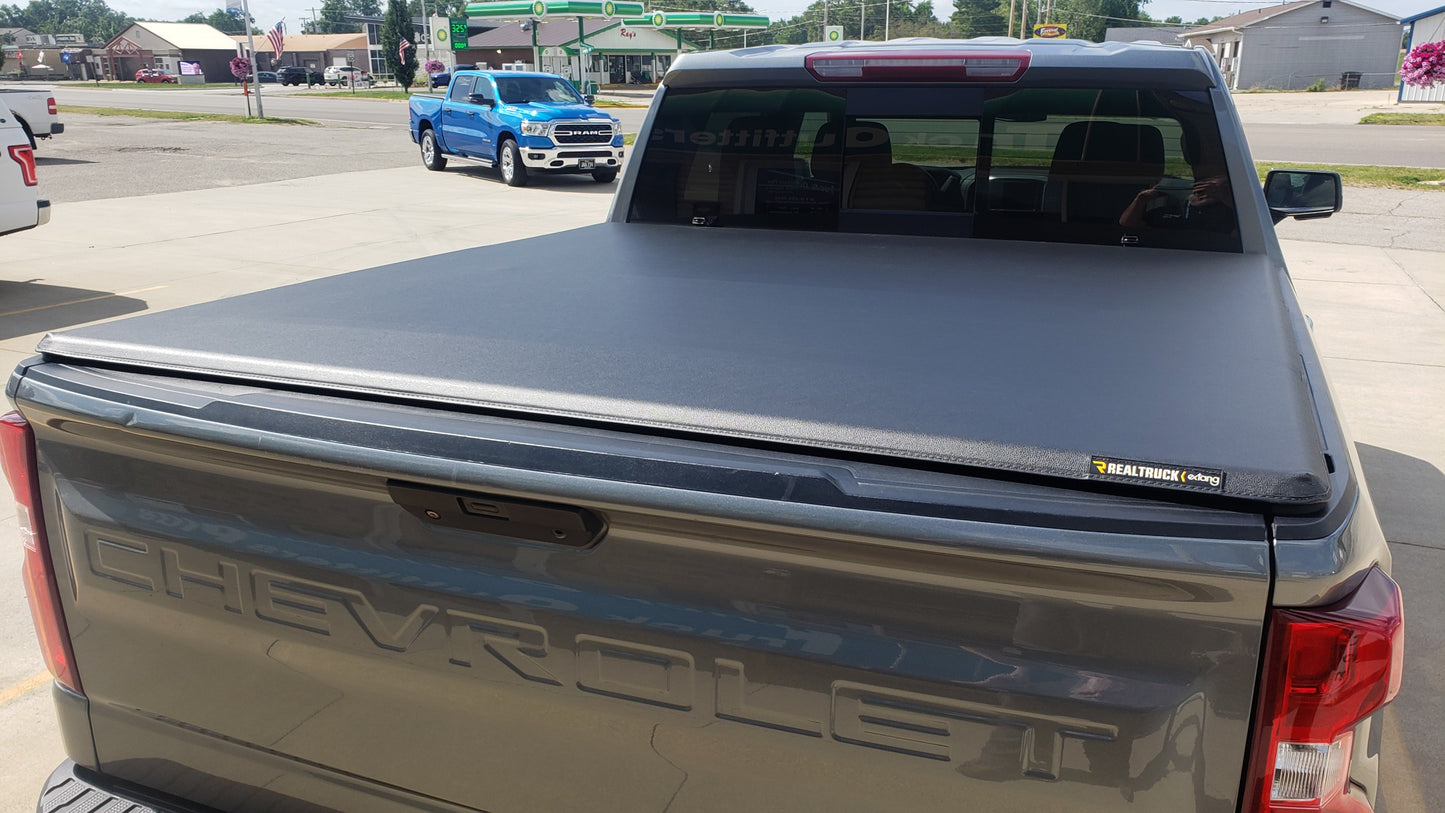 Extang Trifecta ALX - Soft Folding Tonneau Cover - image 4