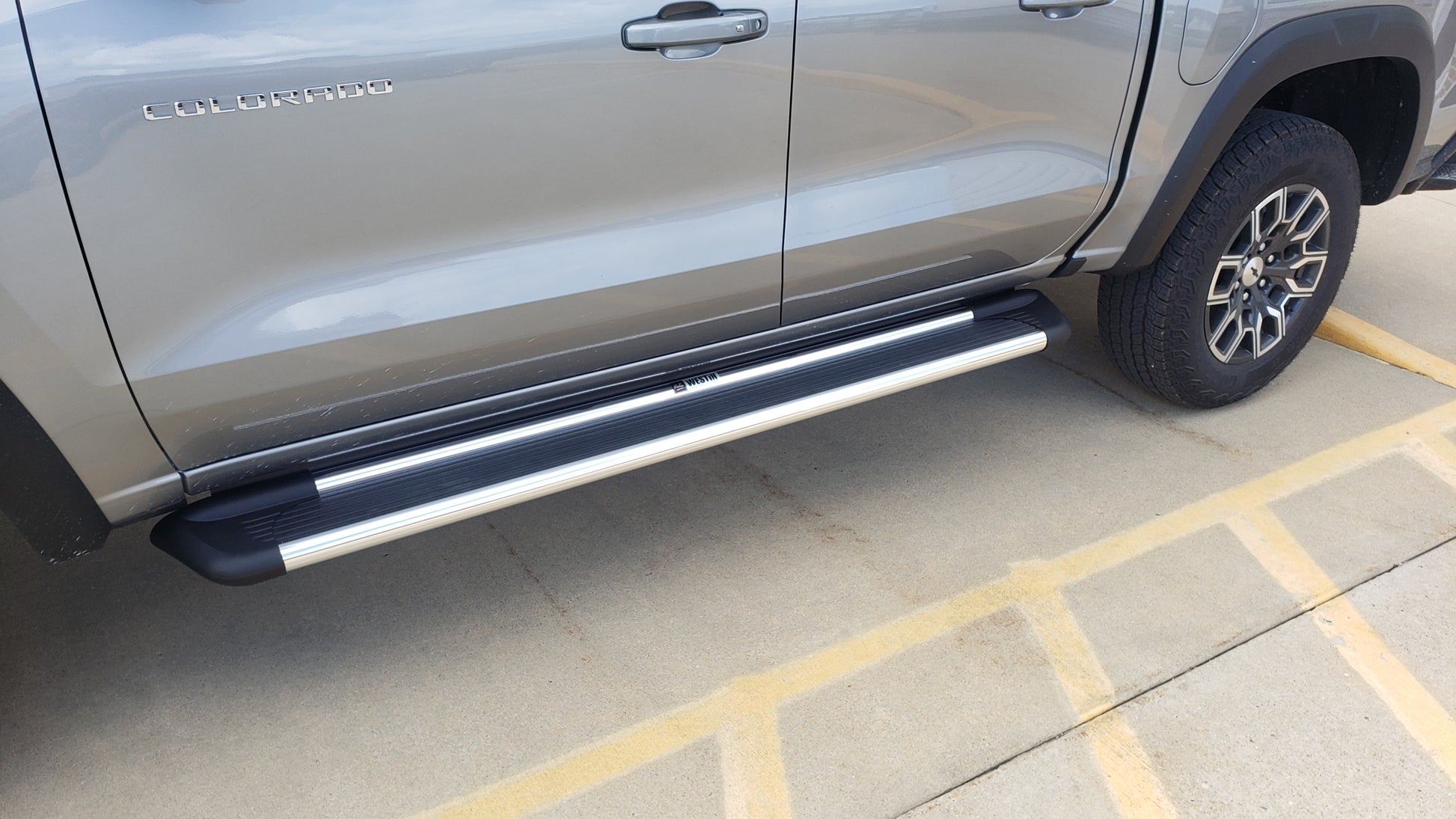 Westin Sure-Grip Running Boards - Brite - image 2
