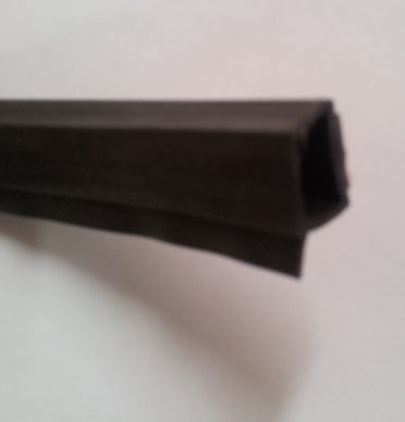 Leer 700 Series Tonneau Cover Perimeter Seal (non skirted covers) - image 1