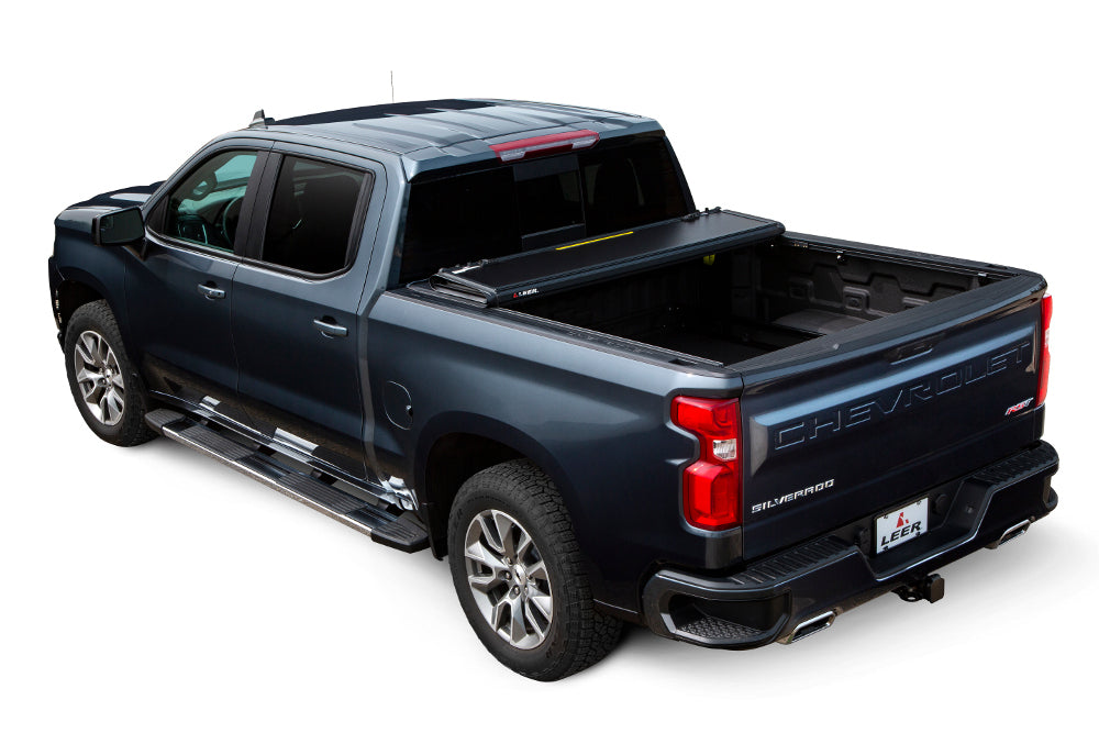 Leer HF 650M - Hard Quad-Fold Tonneau Cover - image 5