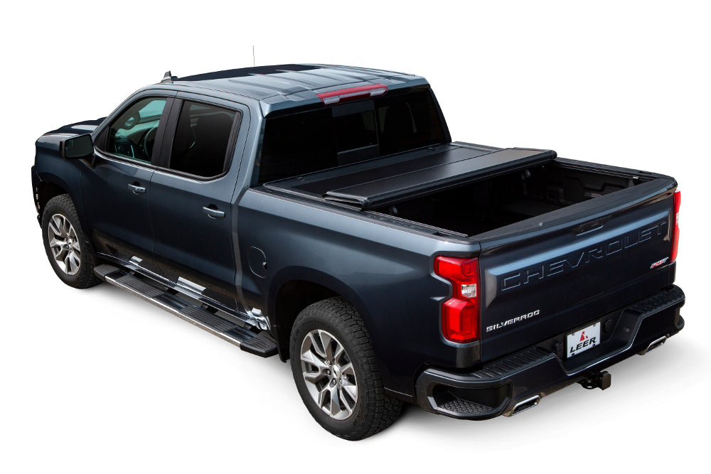 Leer HF 650M - Hard Quad-Fold Tonneau Cover - image 4