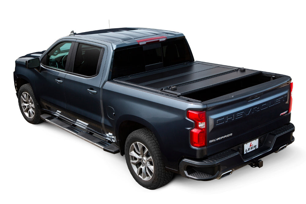 Leer HF 650M - Hard Quad-Fold Tonneau Cover - image 3