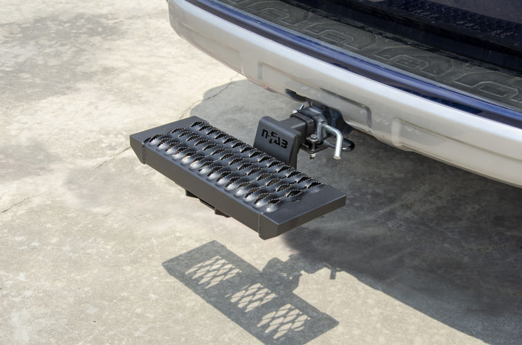 N-FAB Growler Hitch Step - image 3